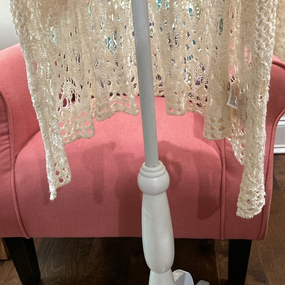Crochet Cardigan - Picture 5 of 14